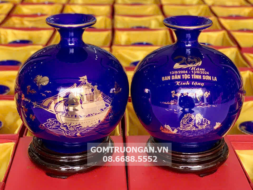 địa chỉ bán bình hút tài lộc in logo quà tặng doanh nghiệp