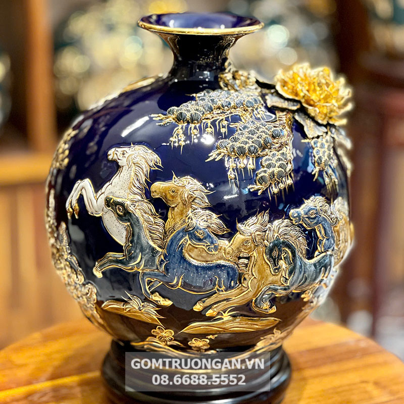 Màu sắc bình hút tài lộc hợp mệnh Thủy