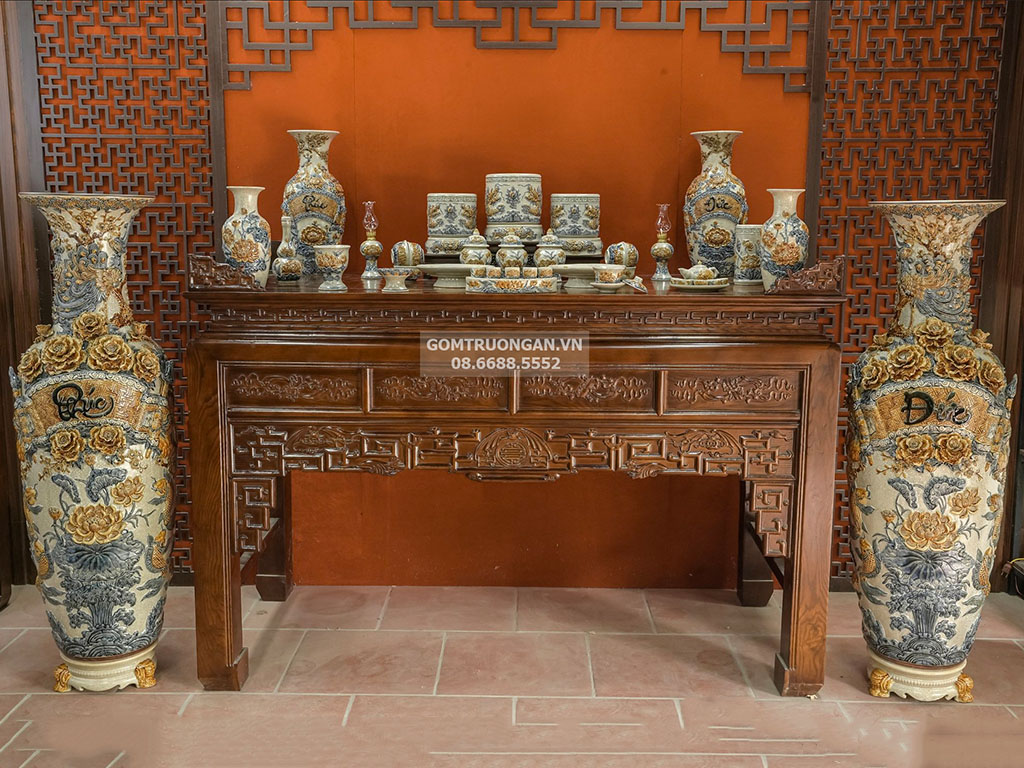  Đồ thờ bằng gốm sứ