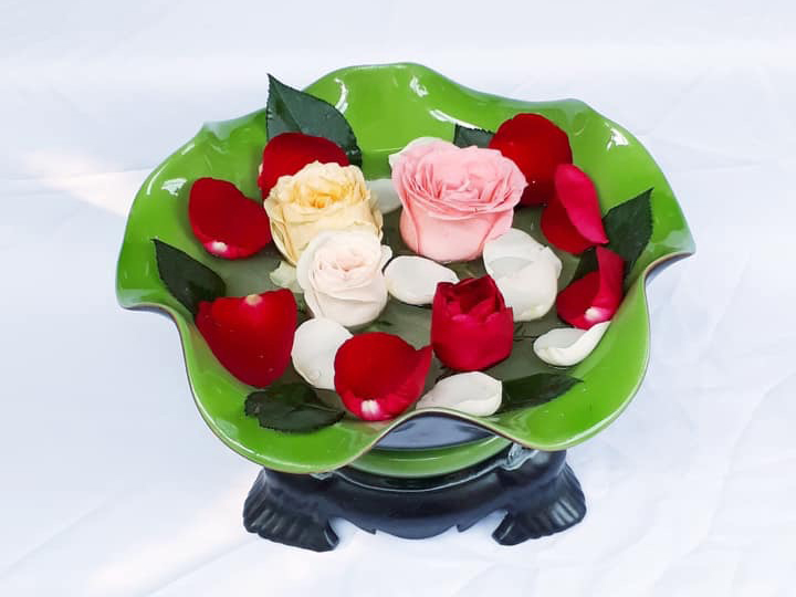 Bát thả hoa ban thần tài đường kính 19cm kèm chân đế 1