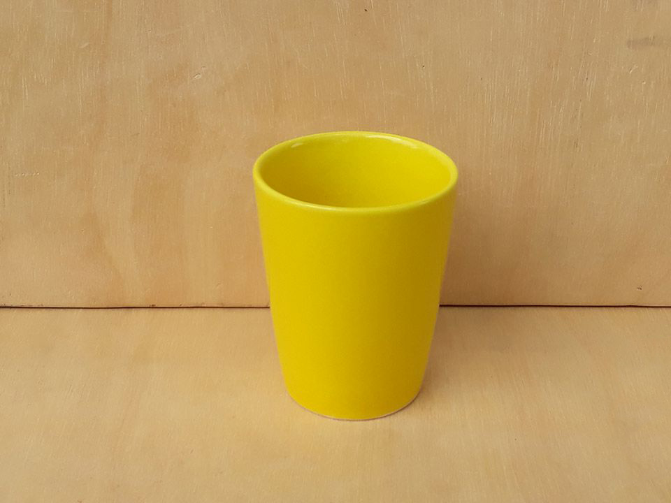 Ly sứ vát không quai full màu - màu vàng