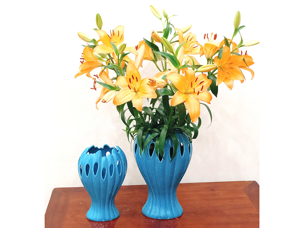 Lọ cắm hoa bàn tay phật men xanh 35cm 2