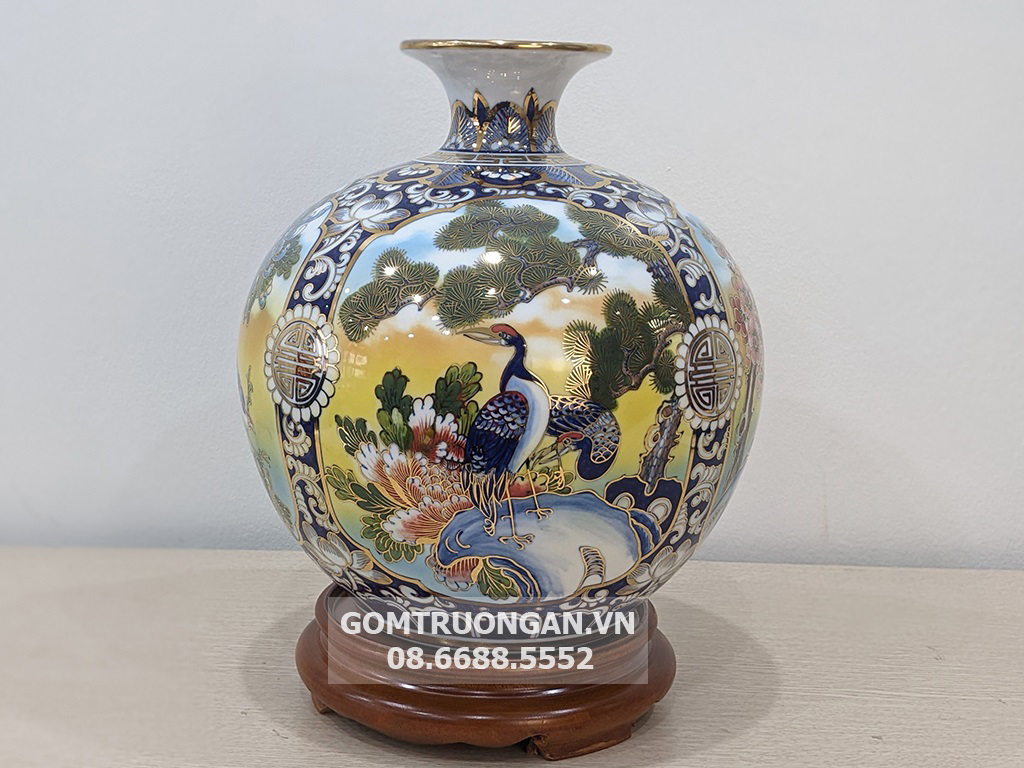 Bình hút tài lộc họa tiết cho người mệnh Hỏa