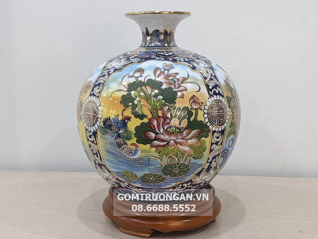 Bình hút tài lộc Bát Tràng vẽ vàng Tứ Quý 3D 30cm