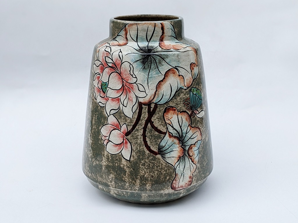 Lọ hoa vuốt tay độc bản dáng chuông cao hoa sen 1