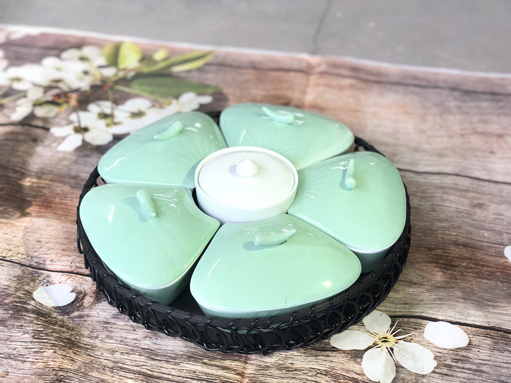 Khay mứt sứ men xanh bạc hà 5 cánh mặt trên