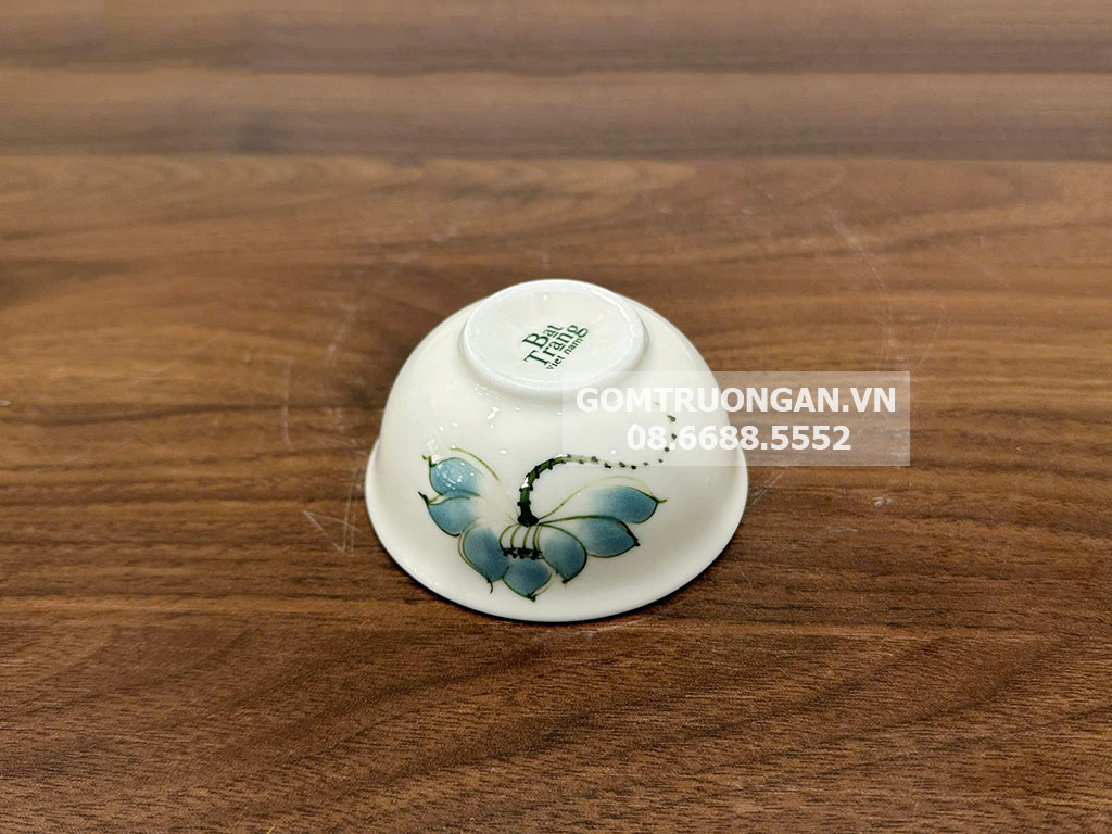 Bát mắm men kem vẽ hoa sen xanh 3