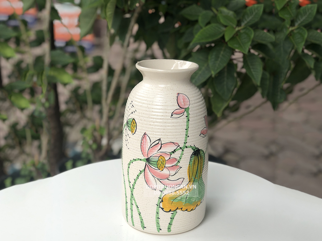 Lọ hoa men tiêu dáng phích hoa sen 1