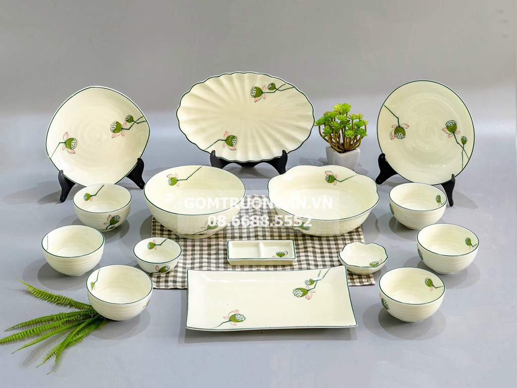 Bộ bát đĩa Bát Tràng vẽ nhụy sen BDNS88 1
