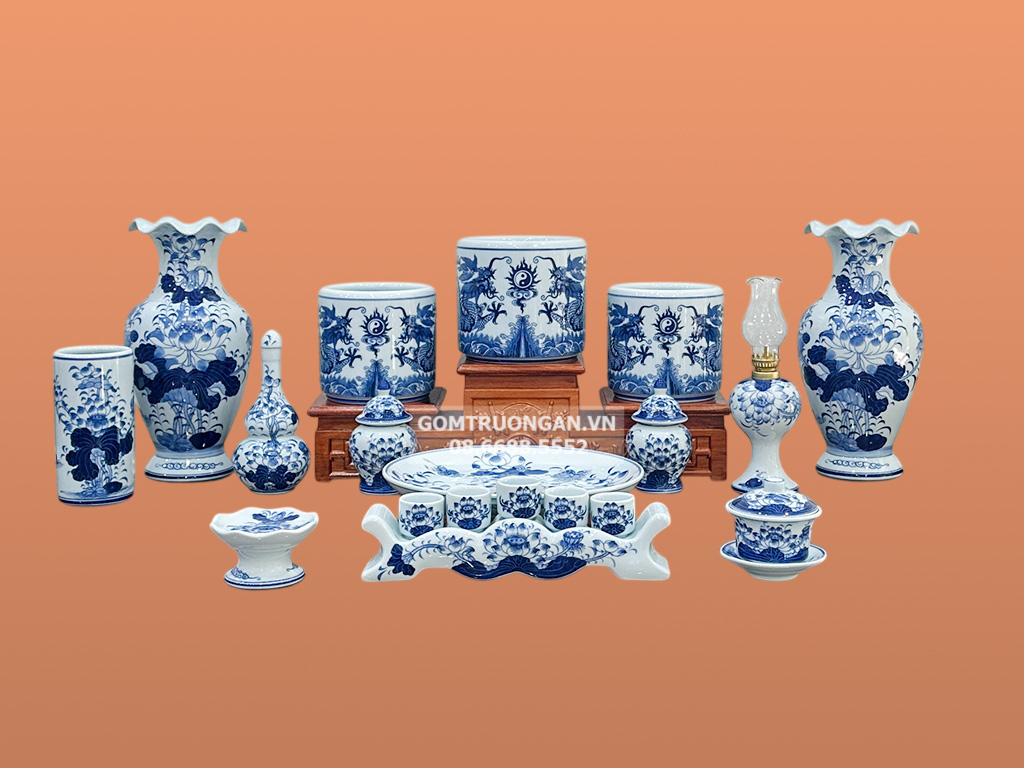Bộ đồ thờ gia tiên men lam ngọc Lộc Phát ban thờ 1m27 3 bát hương 1
