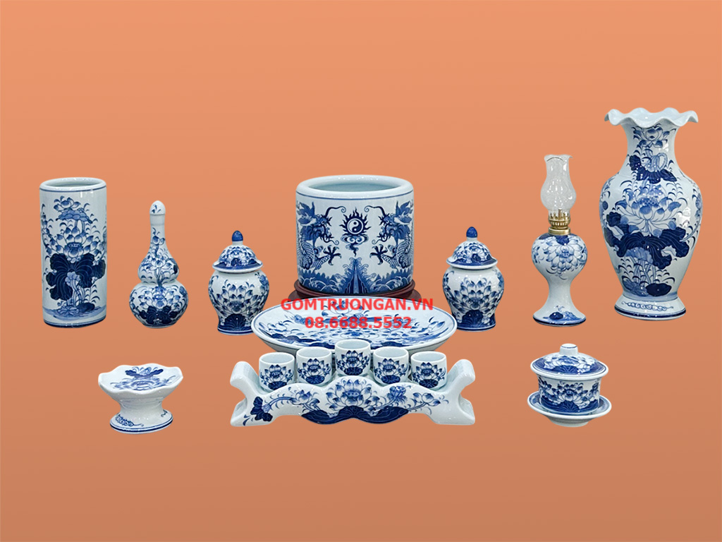 Bộ đồ thờ gia tiên men lam ngọc Lộc Phát ban thờ 1m97 1 bát hương 1