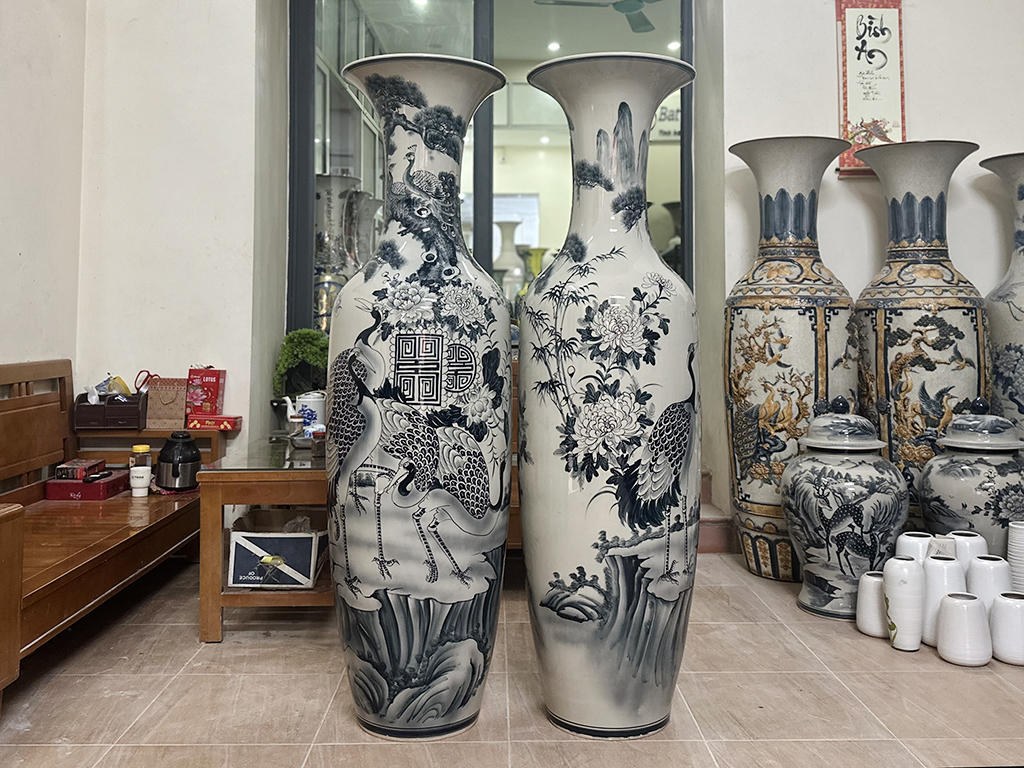 Lọ lộc bình Bát Tràng men chàm cổ Tùng Hạc Ngũ Phúc 1m6 