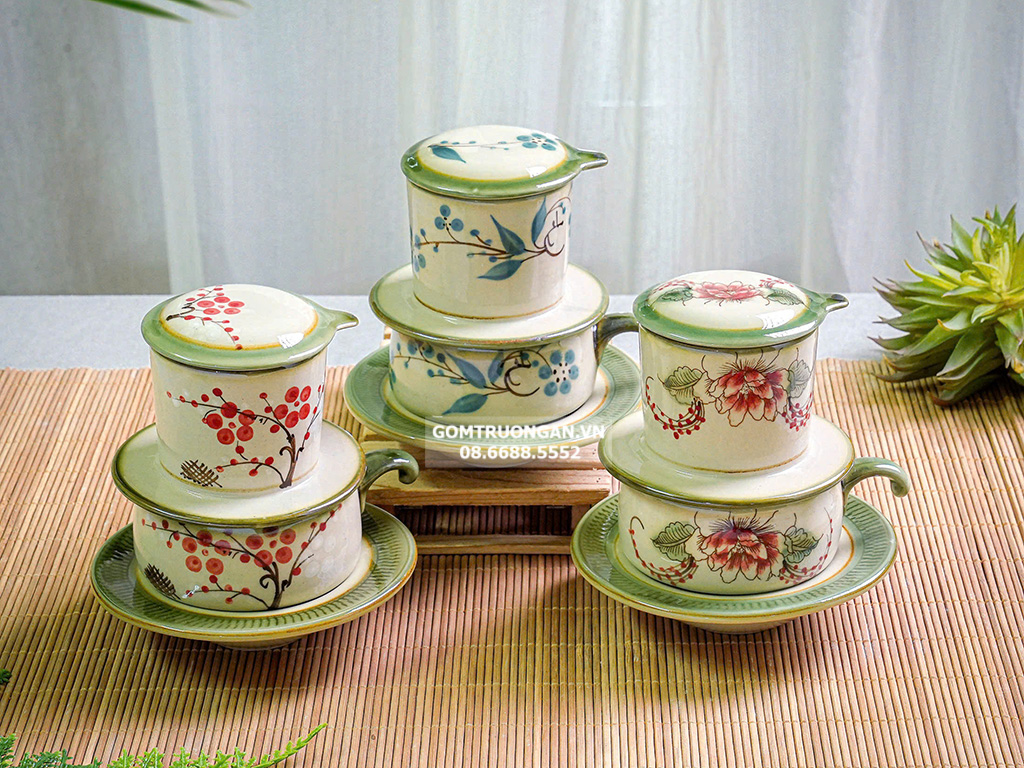 Phin pha cafe Bát Tràng vẽ tay hoa đào (hoa văn ngẫu nhiên) 2