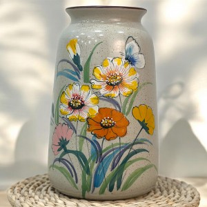 Lọ hoa men tiêu 3D dáng phích vẽ tay hoa bươm bướm