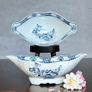 Bát đựng gà cúng men trắng vẽ hoa sen xanh