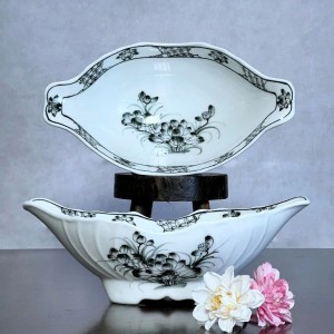 Bát đựng gà cúng vẽ sen chàm