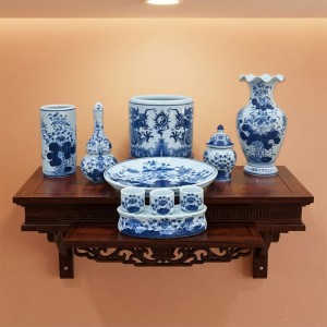 Bộ đồ thờ Bát Tràng men lam ngọc Lộc Phát ban thờ treo tường chung cư