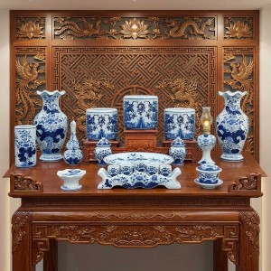 Bộ đồ thờ gia tiên men lam ngọc Lộc Phát ban thờ 1m27 3 bát hương