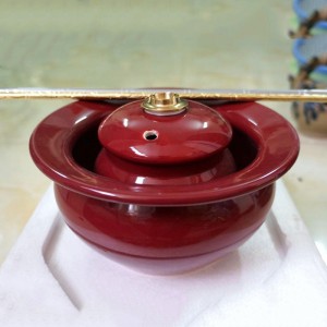 Điếu bát men đỏ mận hợp mệnh Hỏa