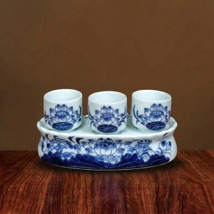 Kỷ chén rượu cong 3 men xanh ngọc Lộc Phát