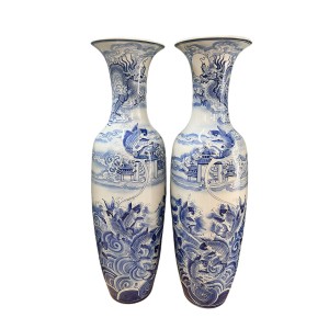 Lộc bình men lam vẽ kỹ Cá Chép Hóa Rồng 1m4