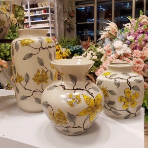 Set bộ lọ hoa Bát Tràng hoa lan vàng